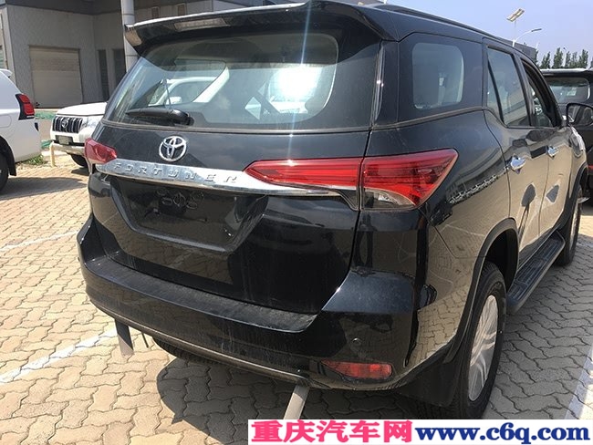 2019款丰田穿越者2700中东版 3气囊/17轮/7座现车29.3万