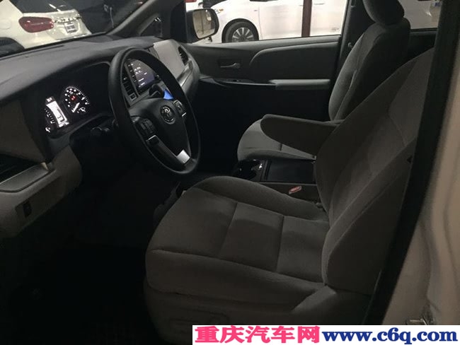 2020款丰田塞纳3.5L四驱版 7座/18轮/雷达测距现车48万