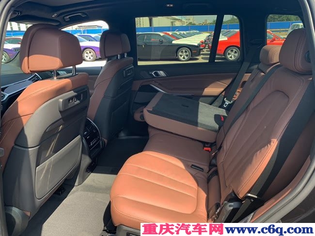 2019款宝马X7加规版 七座/21轮/豪华包/运动包现车102万