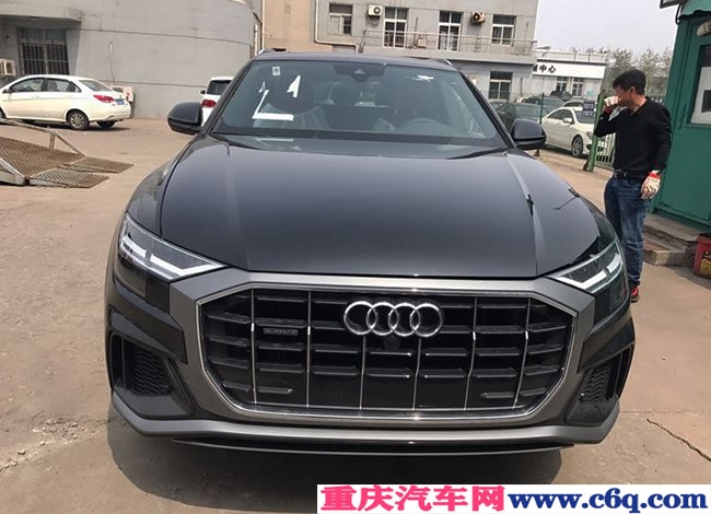 2019款奥迪Q8加规版 21轮/雷达测距/环影/全景现车86万