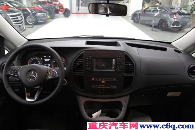 2018款奔驰METRIS美规版 7座/双电动门/金属漆现车34万