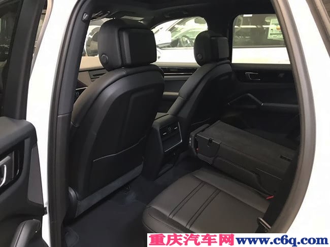 2019款保时捷卡宴3.0T美规版 19轮/金属漆/全景现车82万