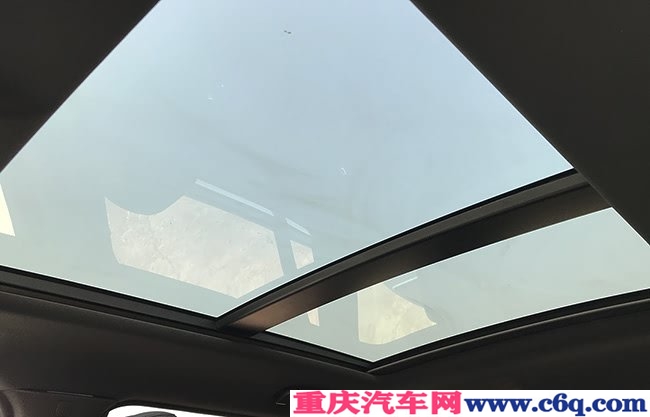 19款路虎揽胜柴油创世加长版 21轮/环影/后娱现车124万