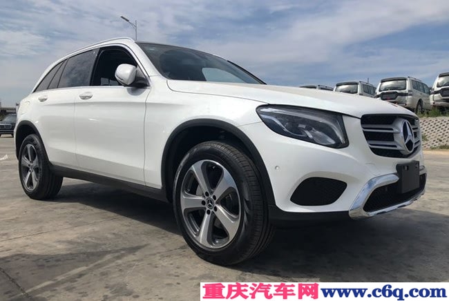 2019款奔驰GLC300墨西哥版 19轮/氙灯/全景天窗现车38万