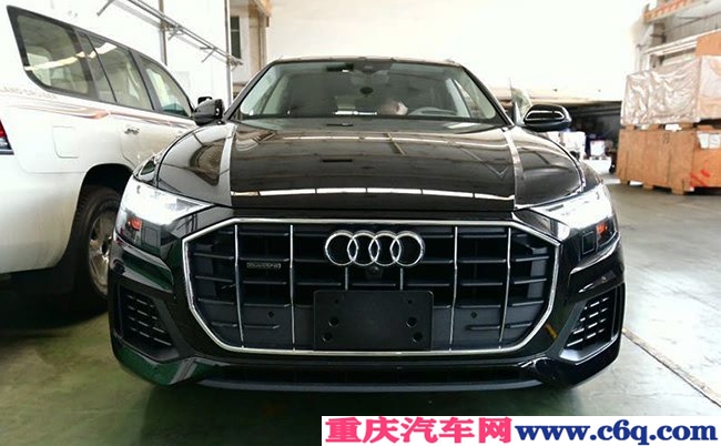2019款奥迪Q8加规版 21轮/全景天窗/动态驾驶包现车97万