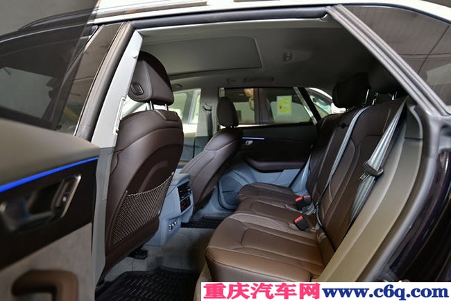 2019款奥迪Q8加规版 21轮/全景天窗/动态驾驶包现车97万