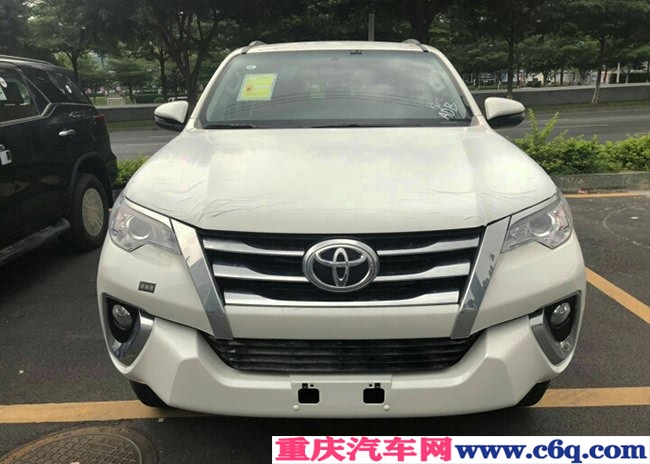 2019款丰田穿越者2700中东版 3气囊/17铝轮/7座现车29万