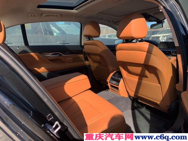 平行进口车16款宝马730中东版 18轮/全景天窗现车59.5万