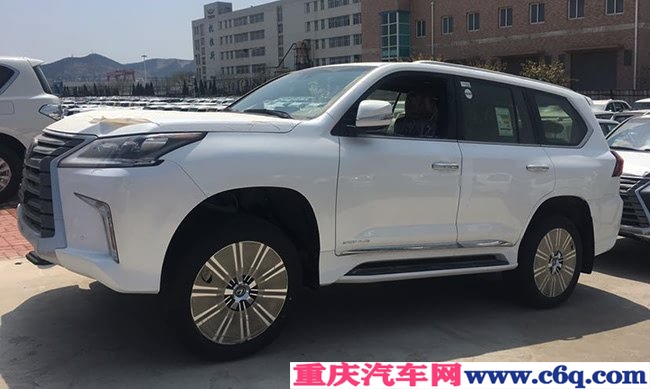 2019款雷克萨斯LX570中东版 21轮/金属漆/天窗现车145万