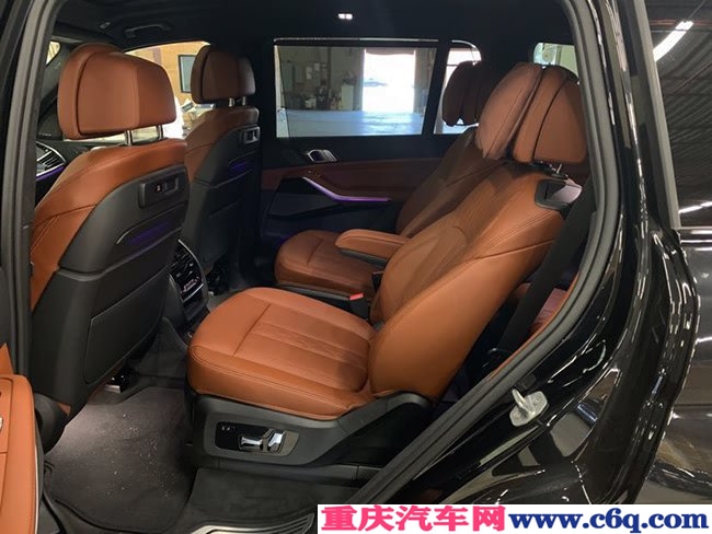 2019款宝马X7美规版 21轮/停辅包/寒冷包现车100万优享
