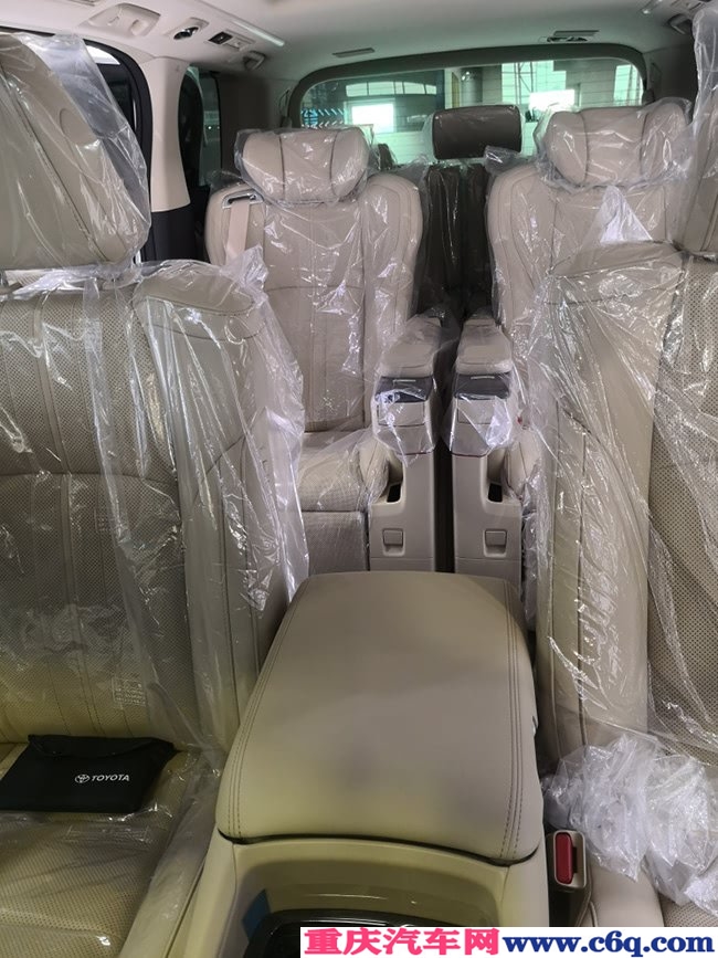 2019款丰田埃尔法2.5L双擎尊贵版 中规版现车99.6万乐享