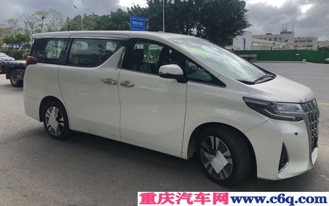 19款丰田埃尔法3.5L两驱顶配版 18轮/双天窗现车104万