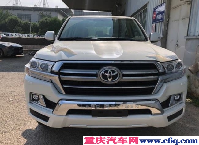 2019款丰田酷路泽4500中东版 7座/8气囊/KDSS现车110万