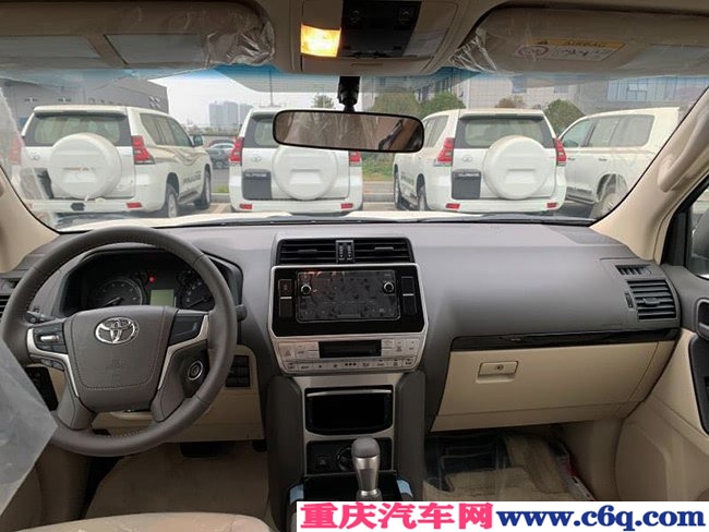 19款丰田霸道2700中东版 17轮/天窗/后挂现车44.2万优选