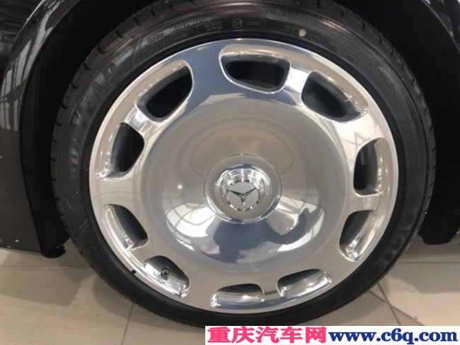 2019款奔驰迈巴赫S560加规版 4座/小桌板/雷测现车248万