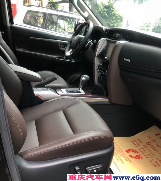 18款丰田穿越者4000中东版 18轮/真皮/金属漆现车39.5万