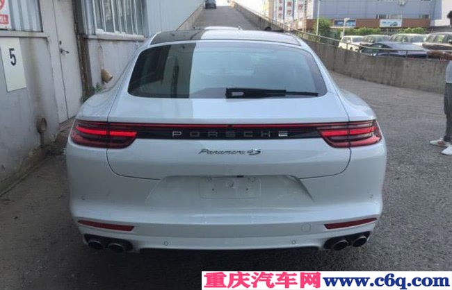 2018款保时捷Panamera4S加规版 20轮/大豪华包现车132万