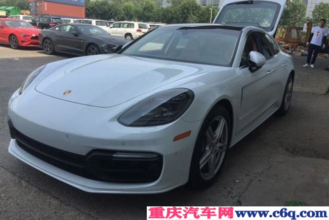 2018款保时捷Panamera4S加规版 20轮/大豪华包现车132万