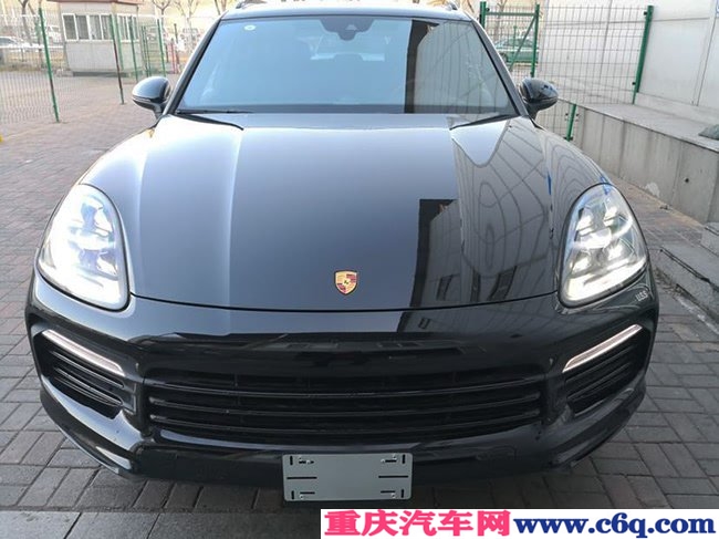 19款保时捷卡宴2.9T加规版 22轮/底升/豪华包现车118万