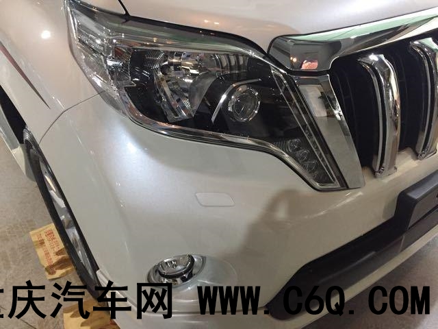 中东版丰田霸道2700高配整车配置动力发动机参数介绍丰田霸道