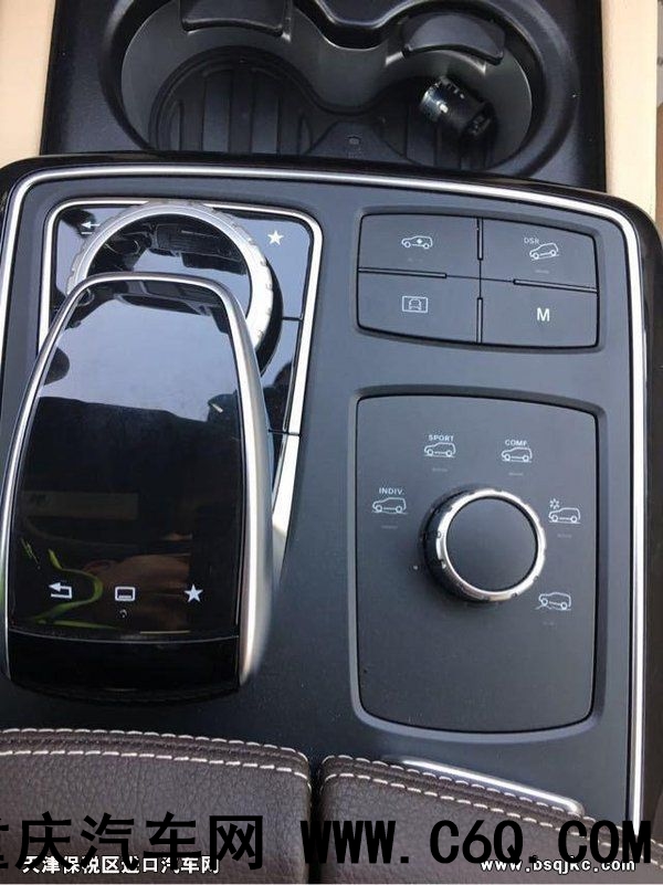 2017款奔驰GLE400 柳叶大灯造型更显奢华-图4
