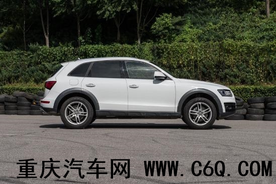 奥迪q5最新款现车促销中 现车你就别再等了