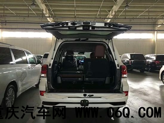 奥迪q5最新款现车促销中 现车你就别再等了
